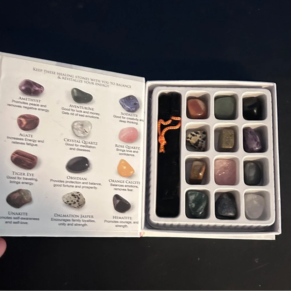 Healing Stones Set with Assorted Colors - Picture 2 of 5